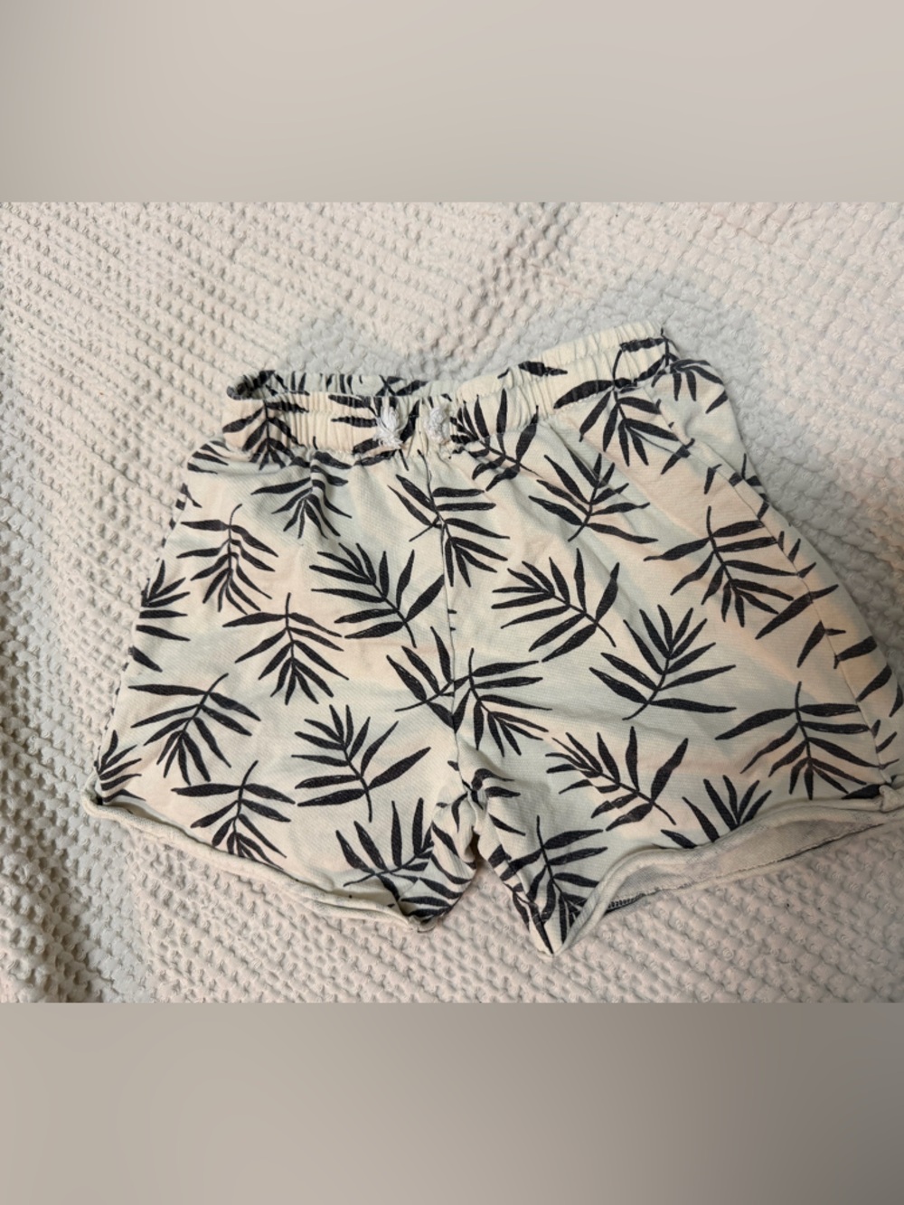 Zara baby boy shorts 5-6 years